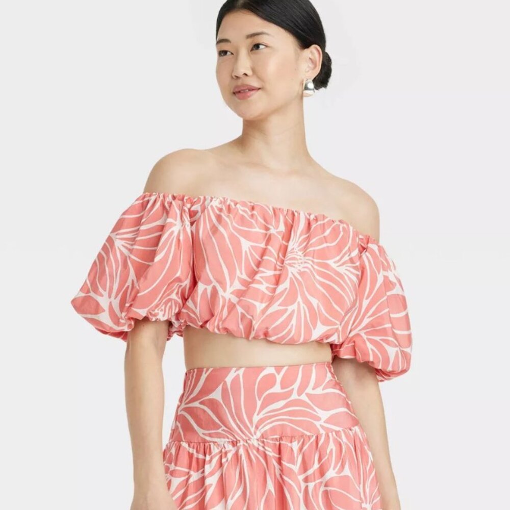 Target Women's Balloon Off the Shoulder Blouse Size L